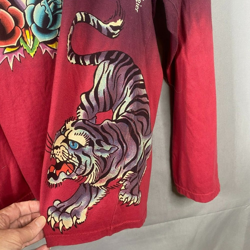 Authentic Ed Hardy Red to Black Ombre Long Sleeve Tee with Graphic Tiger & Rose - Picture 6 of 12